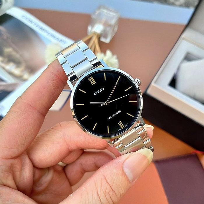 reloj Casio LTP-VT01D-1B plateado negro acero mujer casual elegante