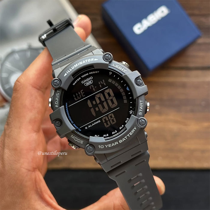 reloj Casio AE-1500WH-8bv negro batería 10 años pantalla negativa