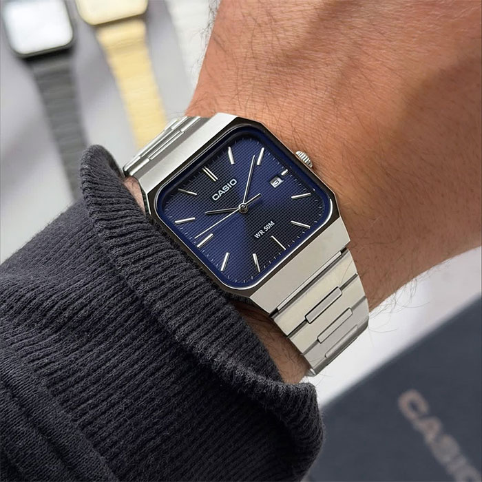 reloj Casio MTP-B185D-2A1V acero inoxidable elegante azul