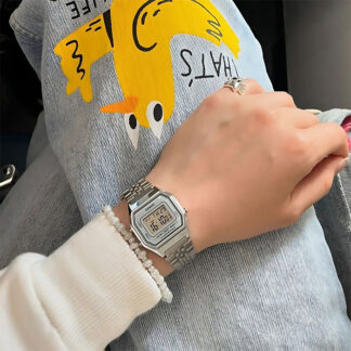 reloj Casio la680wa-7 iluminador plateado vintage mujer