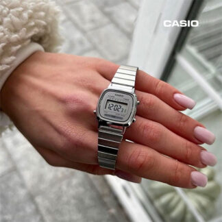 reloj Casio mini la670wa-7 plateado mujer retro