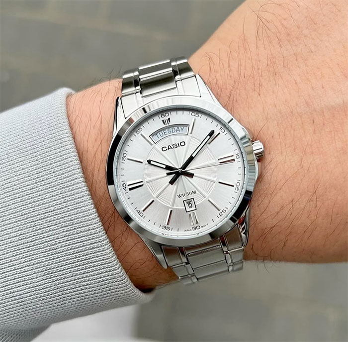 reloj Casio mtp-1381d-7a acero hombre plateado análogo indicador fecha
