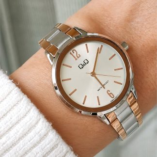 reloj Q&Q qb97j411y elegante color rosa y plateado para mujer